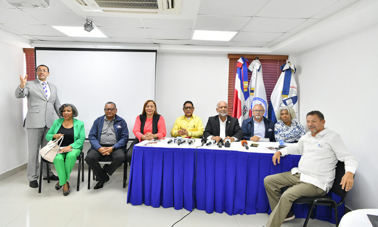 1-rueda-prensa-adp-luduis-tapia-4