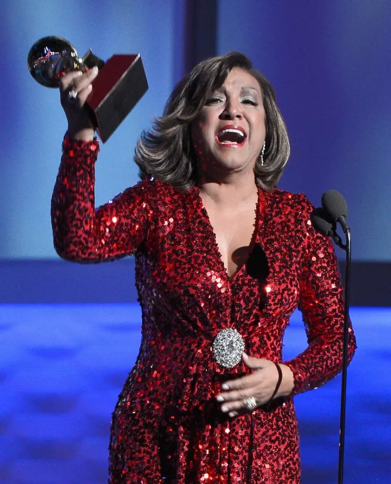 13th_Annual_Latin_GRAMMY_Awards_Show_sB18u4FTJk4x