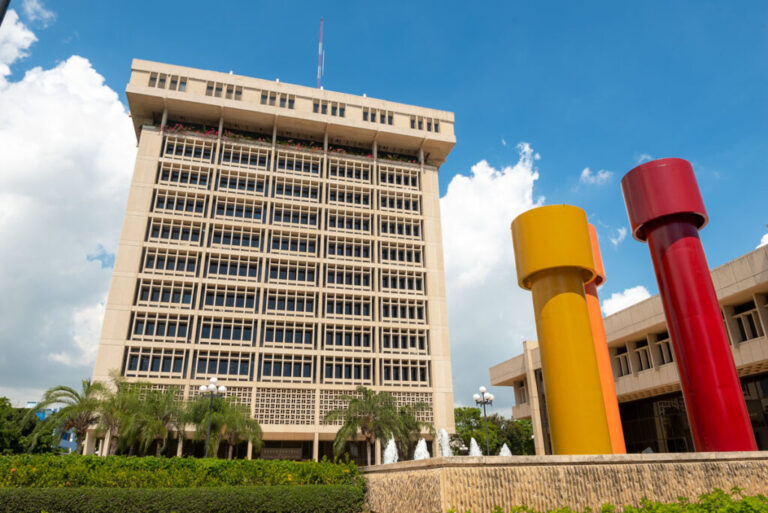 banco-central-de-la-republica-dominicana-1024x684-1