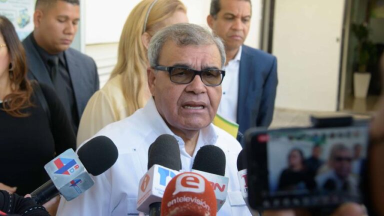 doctor-rufino-senen-caba-presidencia-del-colegio-medico-dominicano-cmd-7d724fc7-focus-0-0-896-504