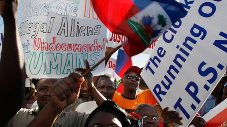 Haitianos-manifestandose-en-Miami-este-domingo-9-de-julio-2023