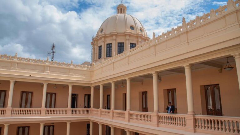 dli2315-3ecc3127-focus-0-0-896-504