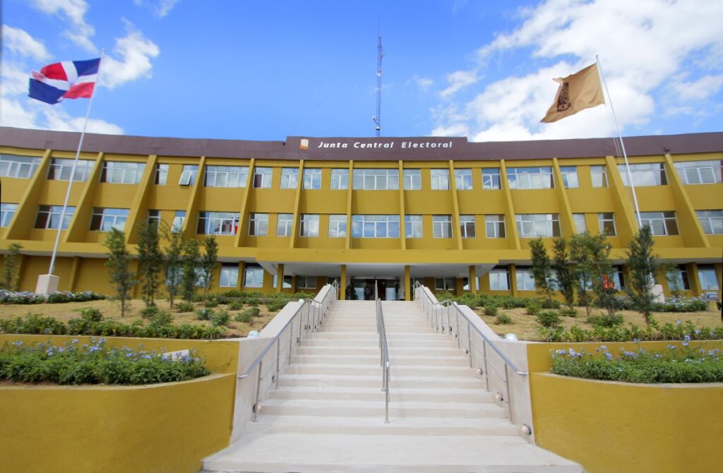 Fachada-JCE