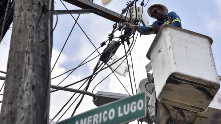 electricidad-barrios-2--1066672-focus-0-0-896-504