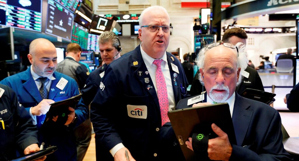 Wall-Street-abre-en-rojo