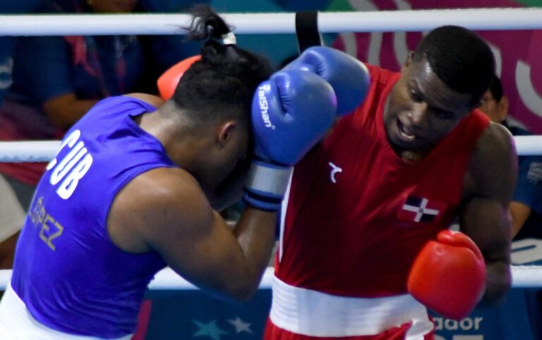 cristian pinales boxeo