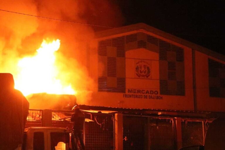 incendio-mercado-dajabon-1024x682