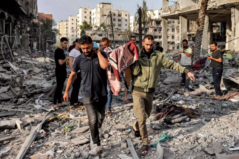 Ascienden-a-mas-de-5.000-los-muertos-en-Gaza-scaled-1