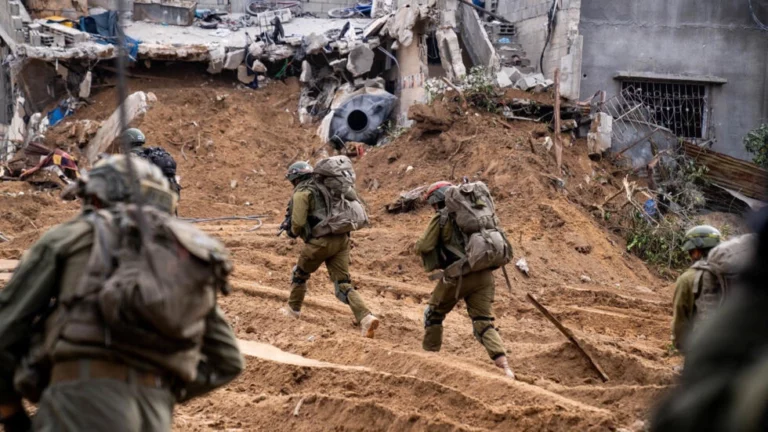 2023-12-30T074326Z_974758296_RC2J75AEYAVW_RTRMADP_3_ISRAEL-PALESTINIANS-GAZA