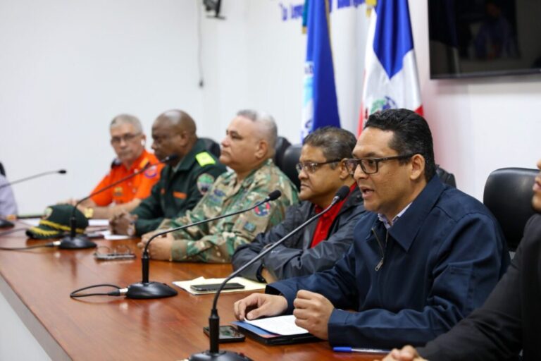 9-1-1-refuerza-operaciones-en-navidad-2023-1-1024x683