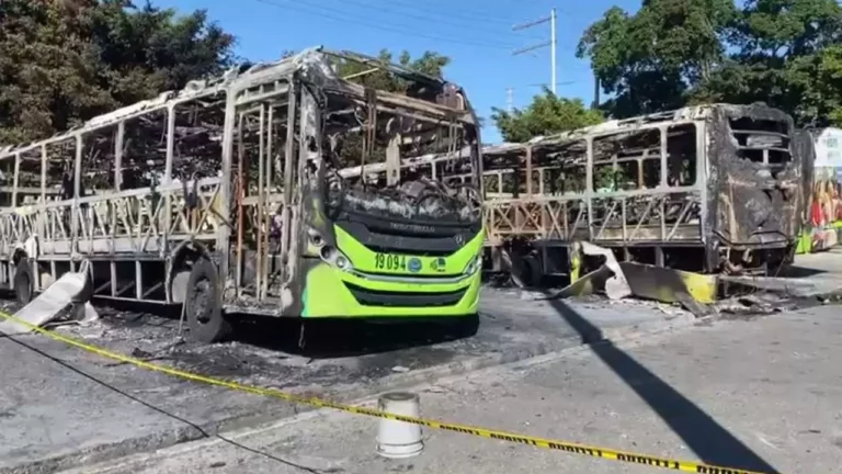 Investigan-origen-del-incendio-en-deposito-de-la-OMSA