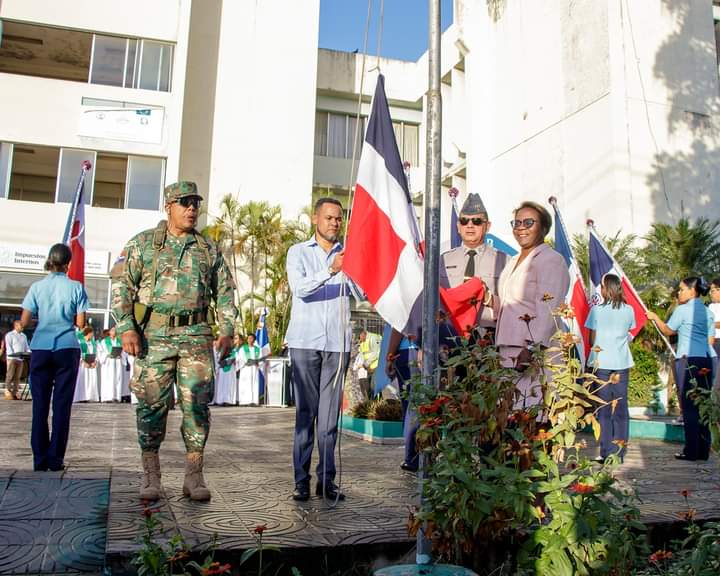 Subiendo_bandera