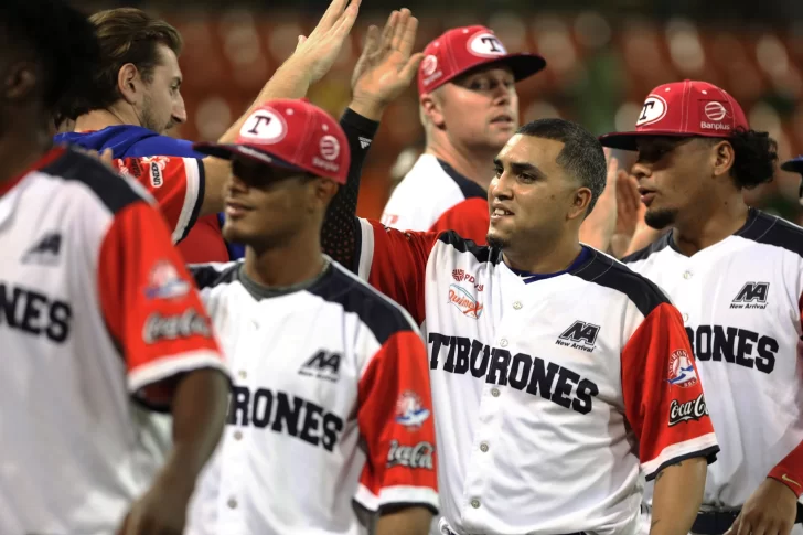 Tiburones-de-la-Guaira-728x485