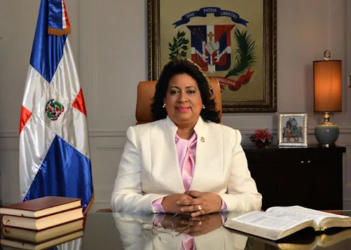 cristina-lizardo-