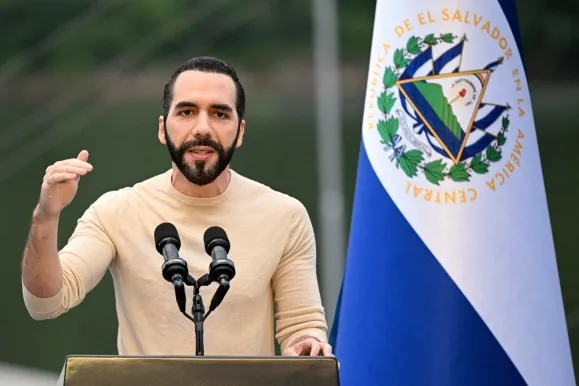 Nayib-Bukele-4