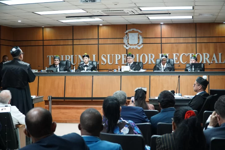 Tribunal-Superior-Electoral-rechaza-recurso-de-Ramfis-Trujillo.-728x485