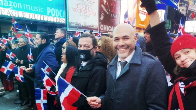 dominicanos-en-ny-criollo-es-el-nuevo-asesor-senior-del-senado-focus-0.25-0.4-896-504