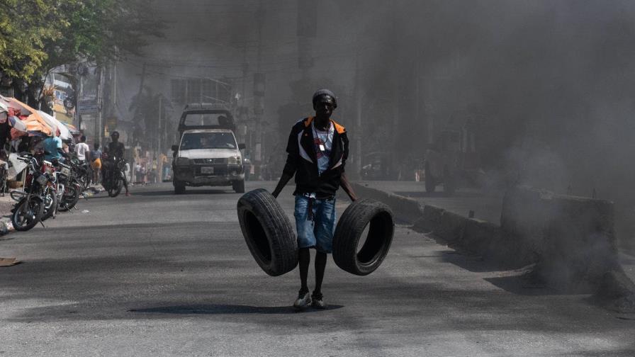 haitianos-se-manifiestan-contra-consejo-presidencial--focus-0-0-896-504
