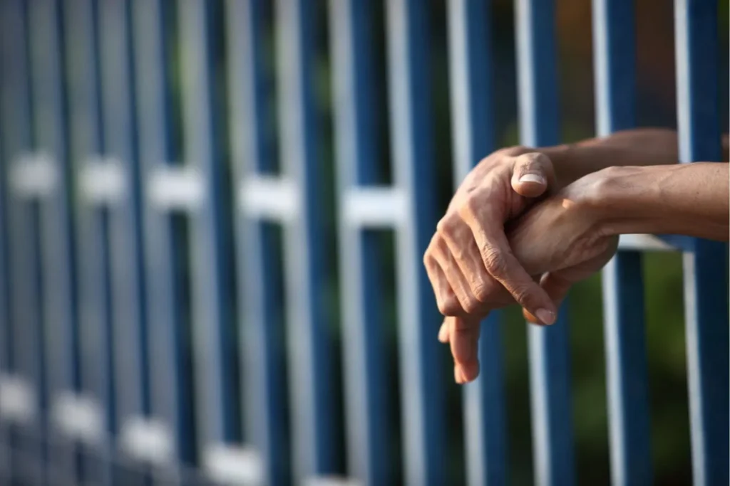 prision-1536x1024.jpg