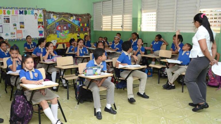asistencia-en-horario-matutino-fue-de-80--en-regreso-a-clases-focus-0-0-896-504