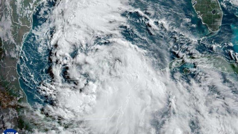 crop-w2000-h1334-temporada-de-huracanes-posible-primer-ciclon-tropical-de-2024-focus-0-0-896-504