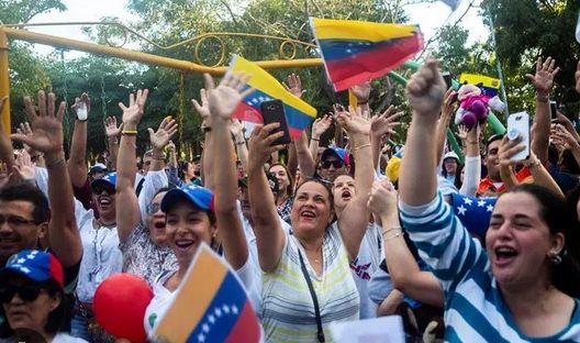 Venezolanos-en-RD-e1722908180795