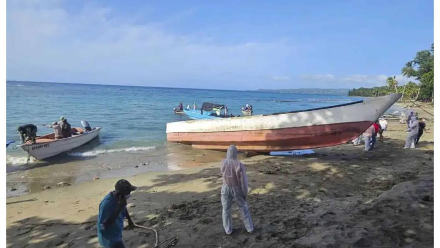 barco-encontrado-en-rd-salio-de-africa-con-77-migrantes-a-bordo_1-focus-0-0-896-504