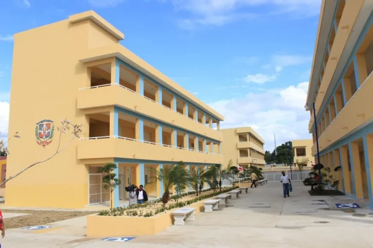 escuelas2-1-jpg