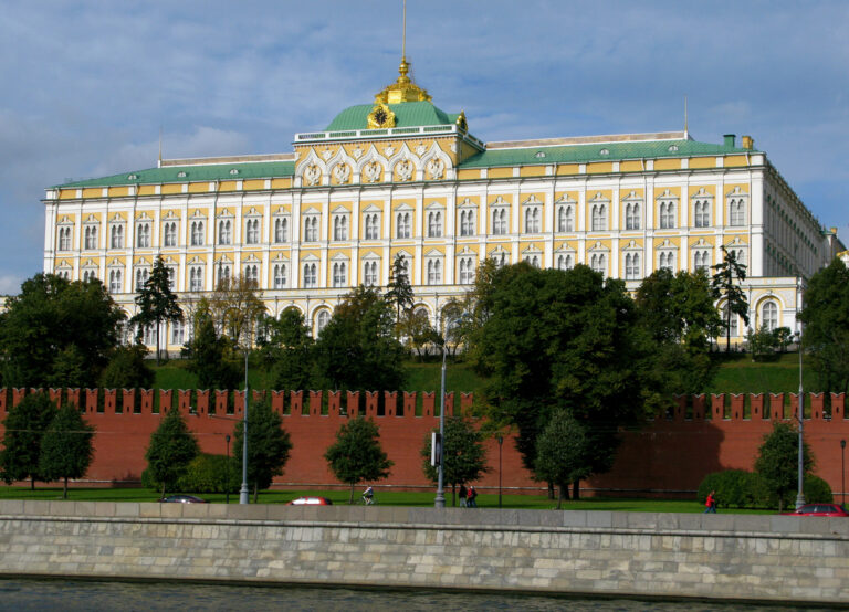 grand_kremlin_palace_moscow-6256c648bc4d2