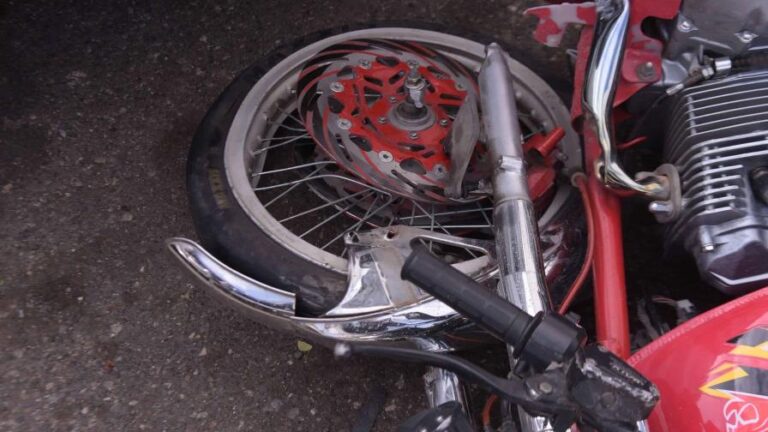 accidente-de-motocicletas-deja-de-un-saldo-de-un-muerto-y-heridos-focus-0-0-896-504