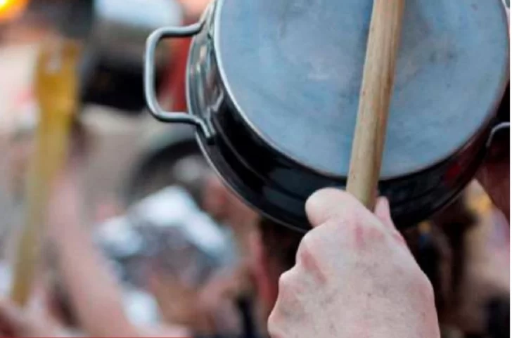 cacerolazo-728x481