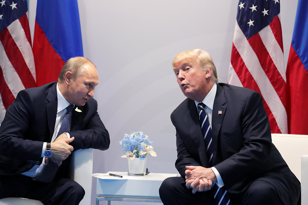 EL PRESIDENTE ESTADOUNIDENSE FIRMA UN PROYECTO DE LEY QUE ENDURECE LAS SANCIONES A RUSIA