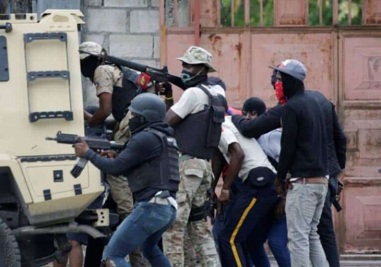 crisis-en-haiti-policia-golpean-banda-armada-y-da-muerte-miembros-