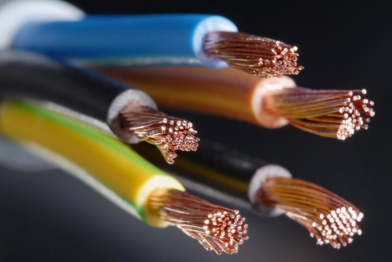 Materiales-Electricos-e1748255612470