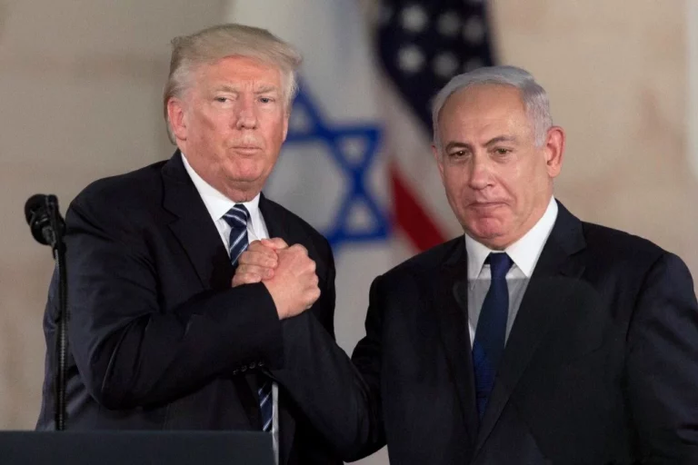El-Presidente-de-los-Estados-Unidos-Donald-Trump-y-El-primer-ministro-israeli-Benjamin-Netanyahu-768x512