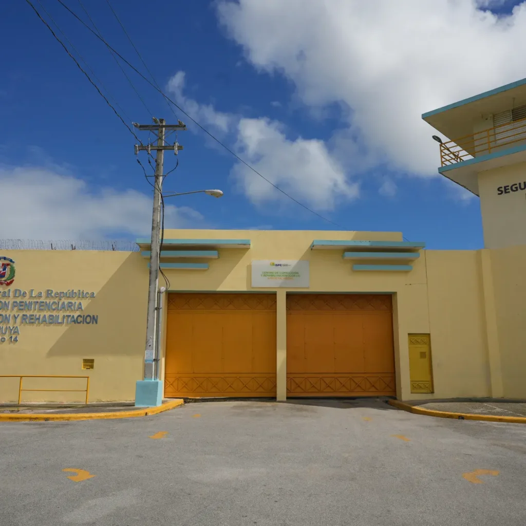 2024-11-01-DGSPC-Levantamiento-Instalacion-Bloqueadores-de-Celulares-CCR-Higuey-Anamuya_001