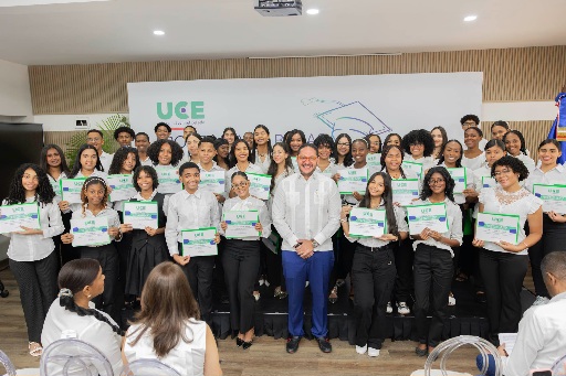 Grupo_con_el_rector
