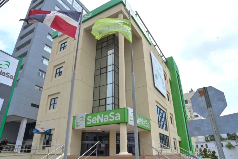 fachada-SENASA-1-1-2048x1365-1