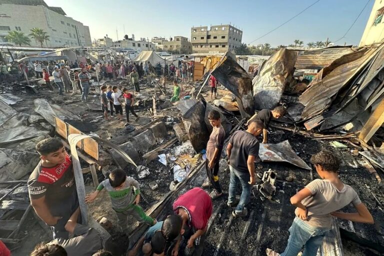 ATAQUE-TIENDAS-GAZA