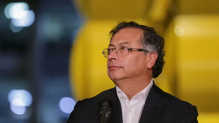 Gustavo-Petro-2
