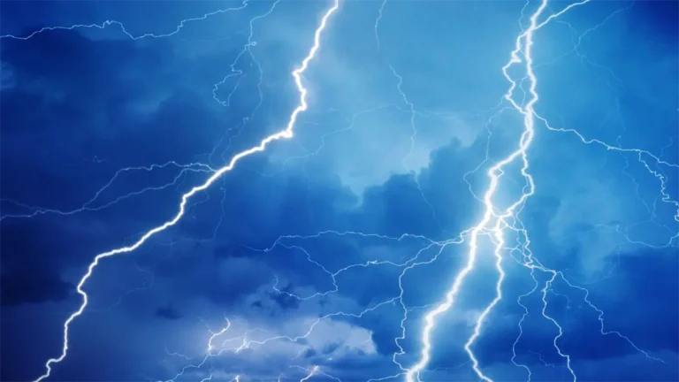 indomet-pronostica-tormentas-electricas-y-aguaceros-en-el-interior-8d791579-focus-0-0-1200-675