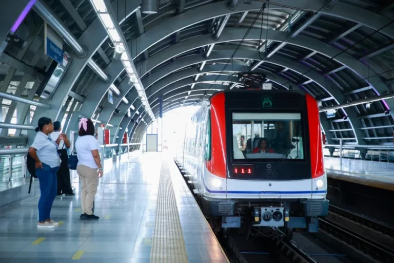 81158_1756921302_large-900x600