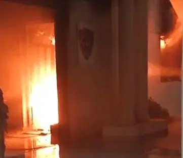 Incendio-en-gobernacion