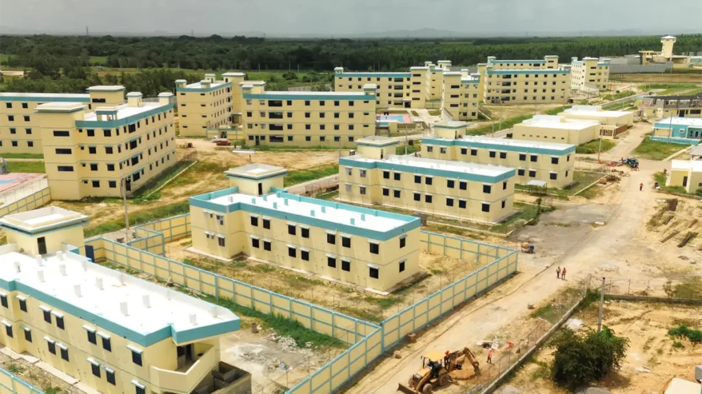 cierre-penitenciaria-la-victoria-inicia-con-traslado-a-ccr-las-parras-2daef825-focus-0-0-1200-675