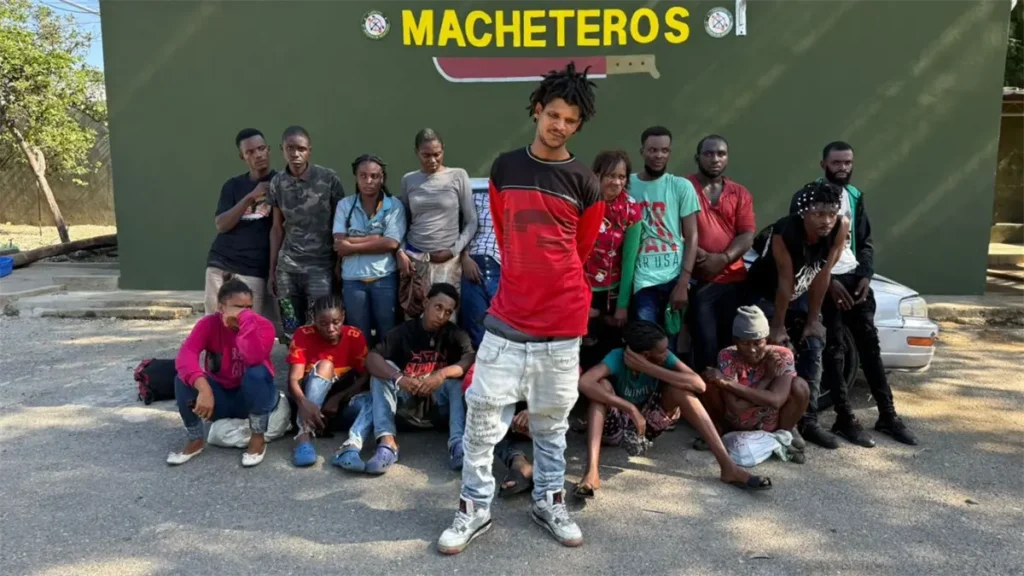 operativo-militar-detiene-inmigrantes-en-rd-46a15530-focus-0.02-0.4-1200-675