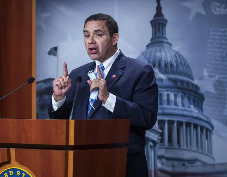 Trump-indulta-al-congresista-democrata-Henry-Cuellar-acusado-de-recibir-sobornos-728x569