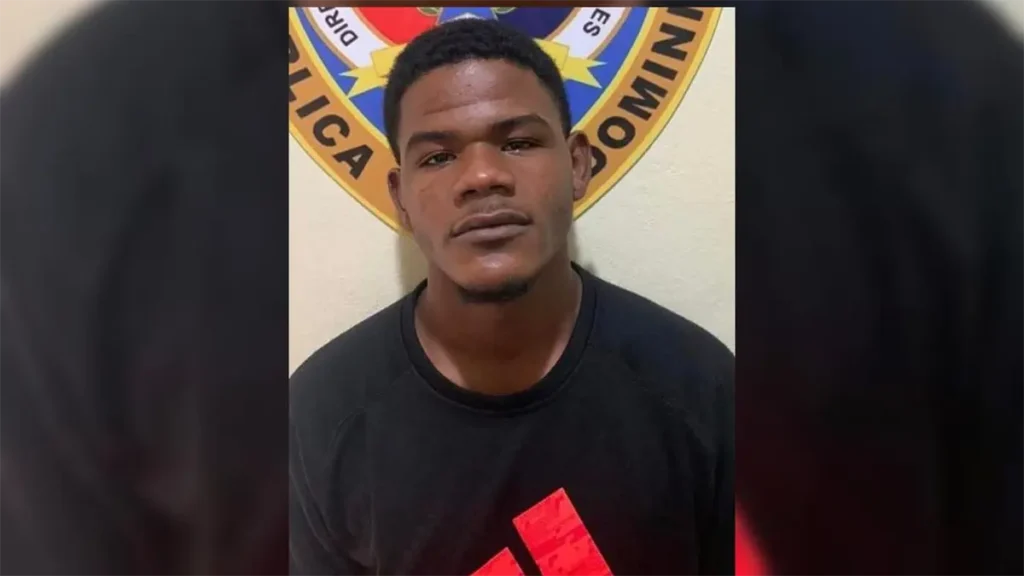 policia-ultima-a-bob-esponja-durante-en-moca-026107af-focus-0-0-1200-675