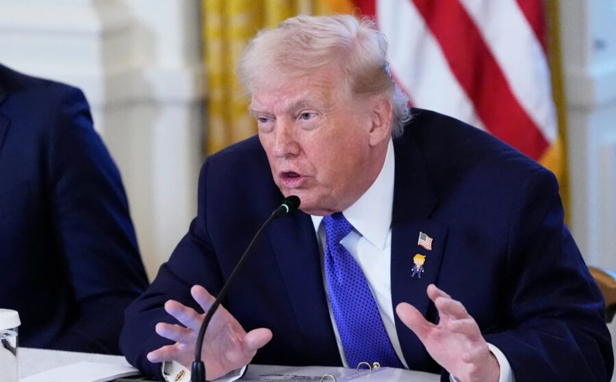 13_Glo-_4p01-900x558