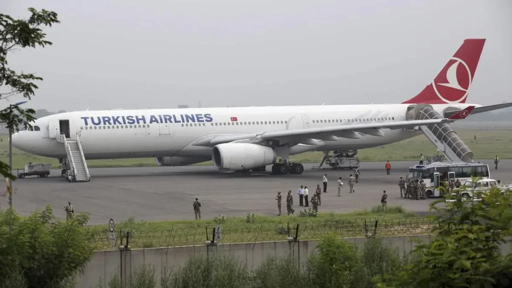 avion-aterriza-en-barcelona-por-amenaza-de-bomba-a-bordo-74dae019-focus-0-0-1200-675
