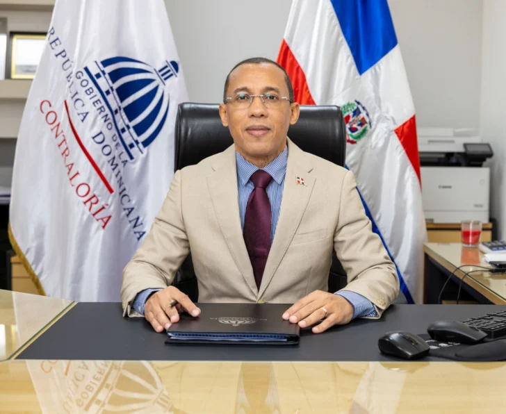 Contralor-Geraldo-Espinosa-Perez-728x596